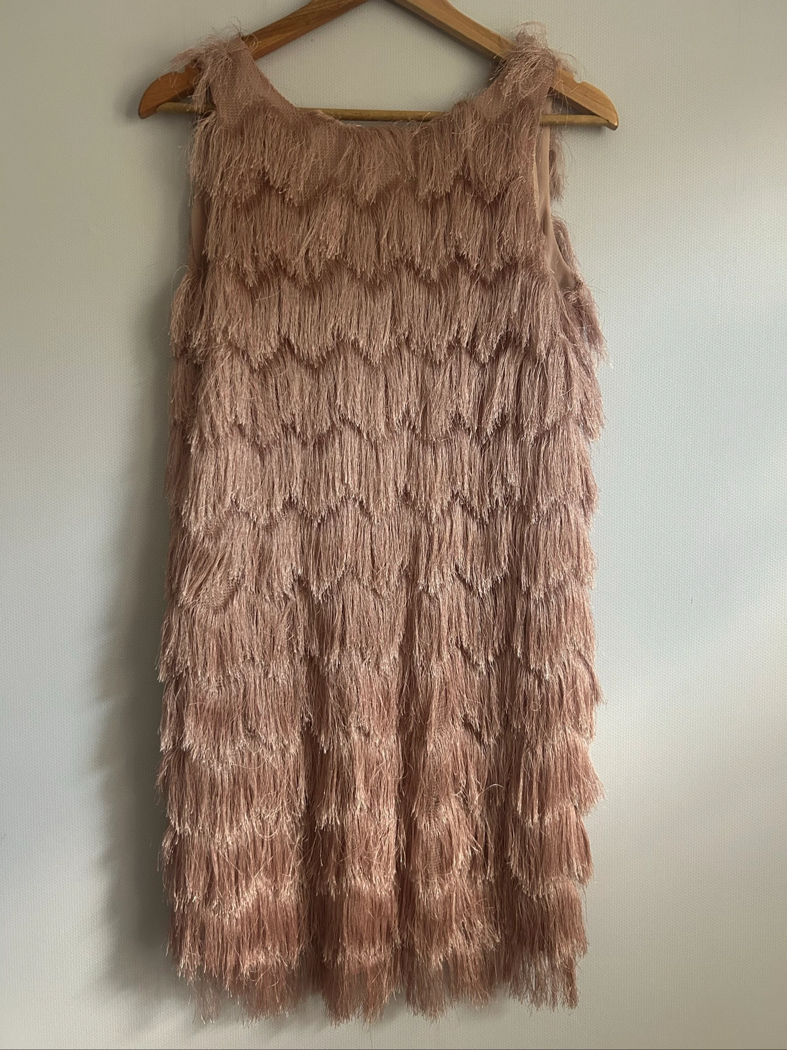 Robe courte à franges Zara Basic – Rose poudré / Nude – Taille M